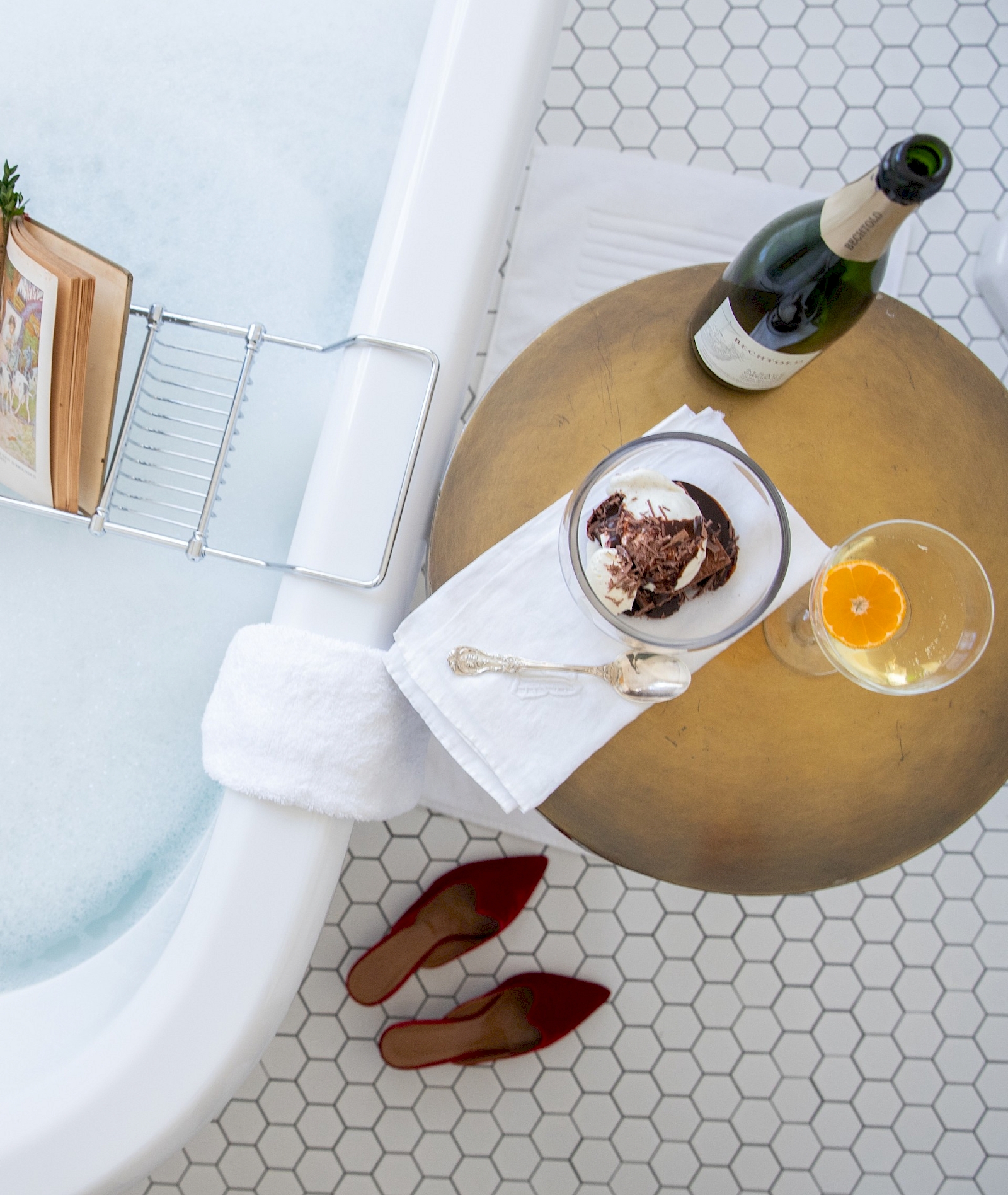 An ice cream sundae in the bath